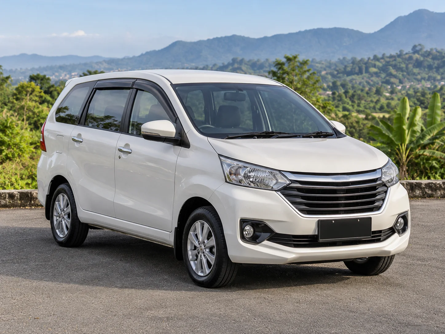 Kendaraan kategori MPV untuk perjalanan bersama VELORA